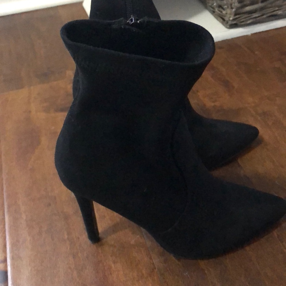 Steve Madden pumps